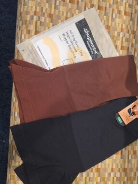 Shapermint  Brown & Black High-Waisted Shaper Boyshorts